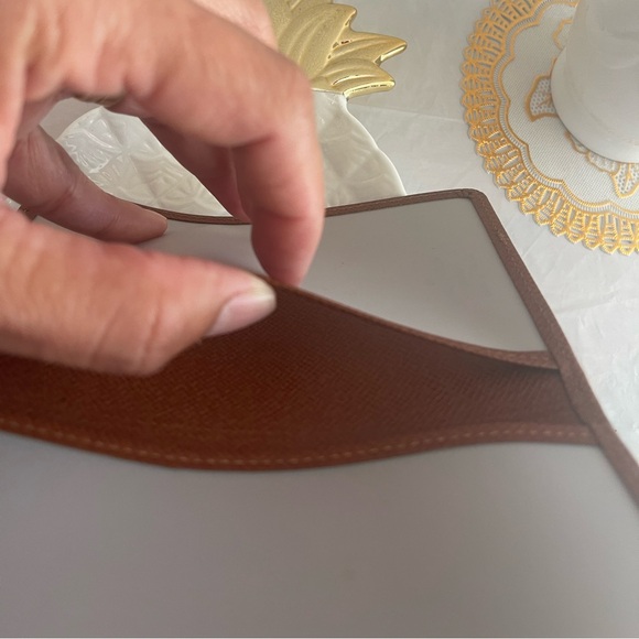 LOUIS VUITTON Wallet/Card Case/Holder; Like New Condition; Code: SP0040 - Picture 7 of 7